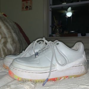 SOLDDDDDD! FLORAL NIKE AIRFORCE 1’s (6.5)